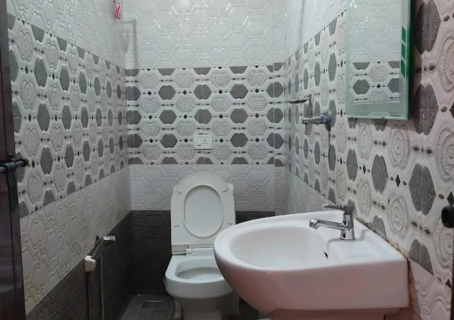 Hotel Cochin Airport Apartment Alwaye